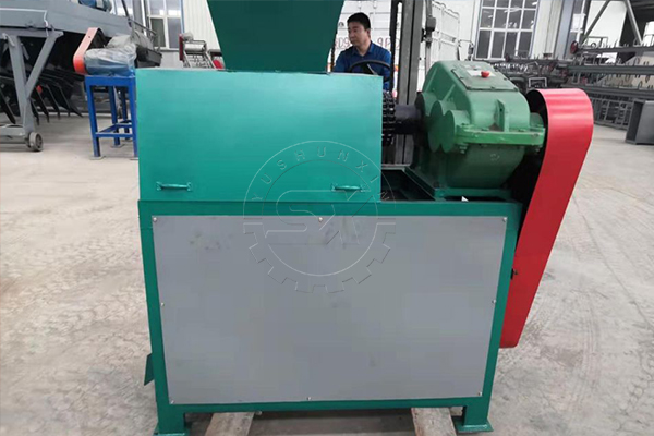 Extrusión Peletizadora de Doble Rodillo